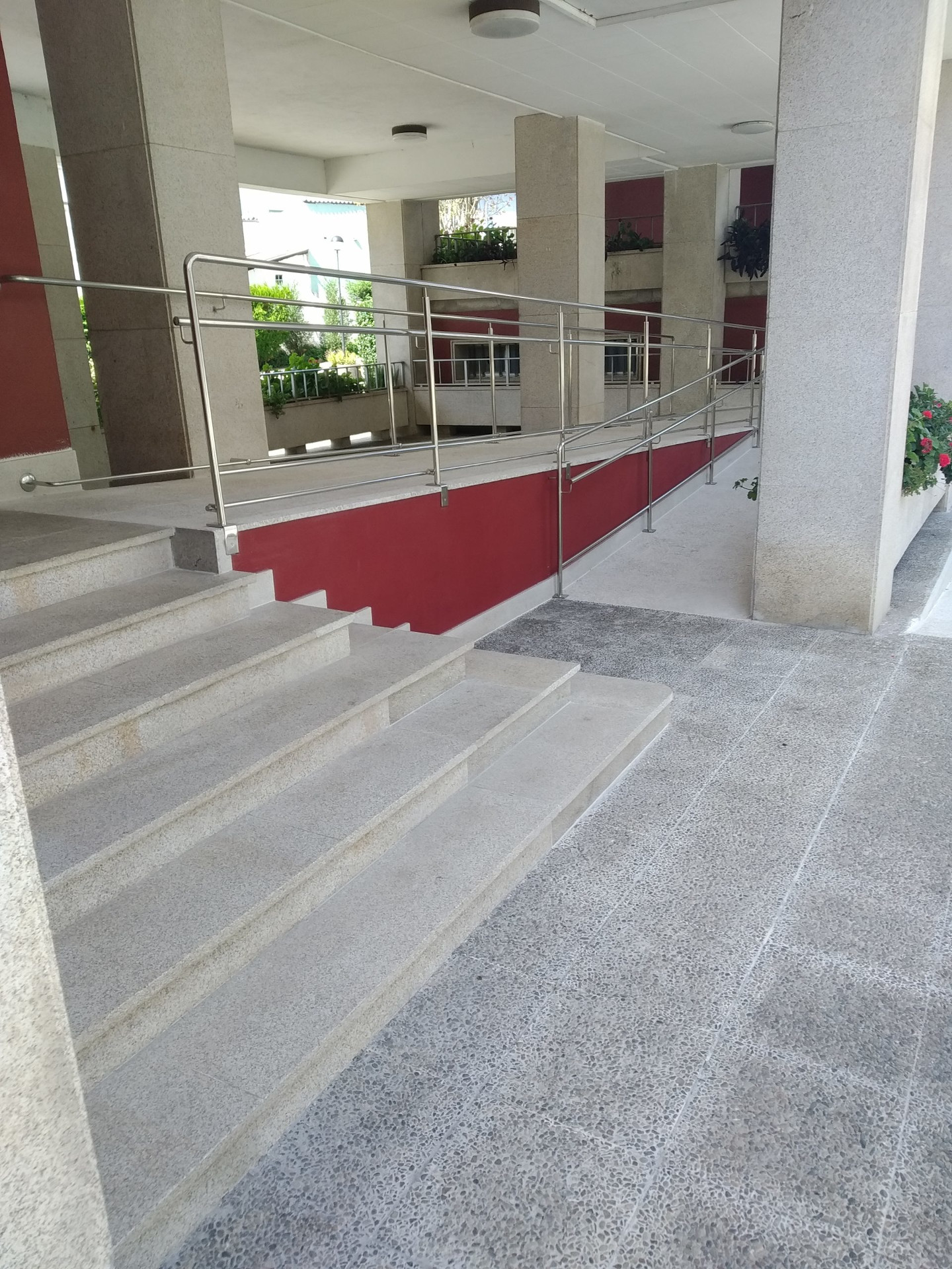 Mejora de accesibilidad para bloque de viviendas en Lugo